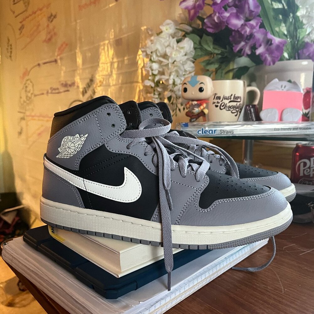 Air Jordan 1 Retro 1 Violet - Picture 1 of 2